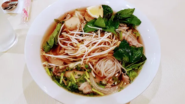 Pho Hoa - Robinson's Otis
