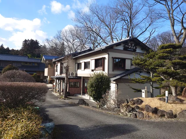 渓谷荘