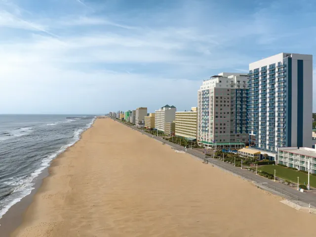 Hyatt House Virginia Beach / Oceanfront