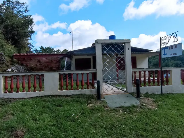 Hostal El Mere TOPES DE COLLANTES