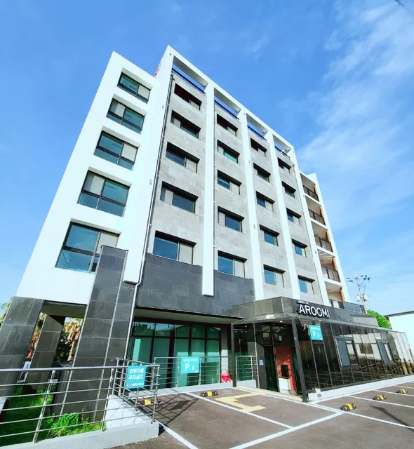 Aroomi Hotel Hyeopjae Branch, Jeju