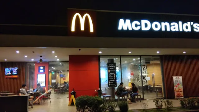 McDonald's Cipondoh