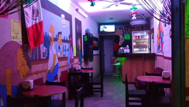 MicheLitros Bar Retro