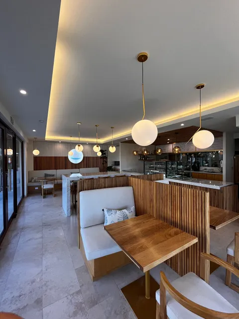 ChezBlue Cafe & Food Bar