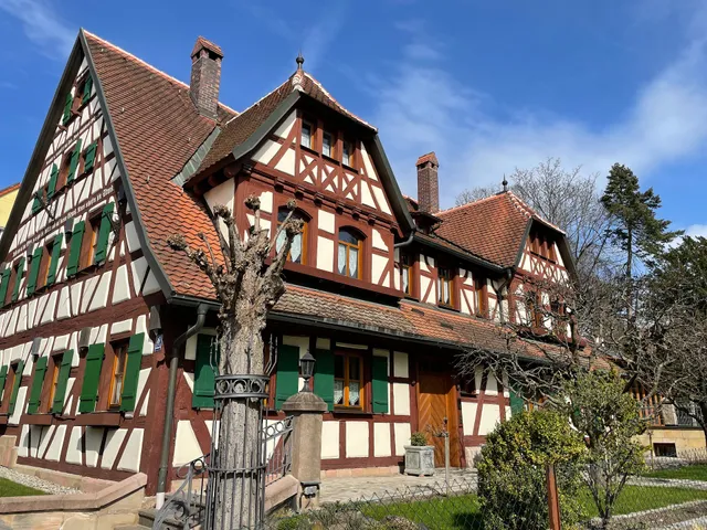 ALTE GENDARMERIE * * * * FERIENWOHNUNG ZIRNDORF/Nbg.