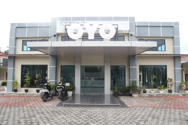 OYO 2146 Hotel ST 12
