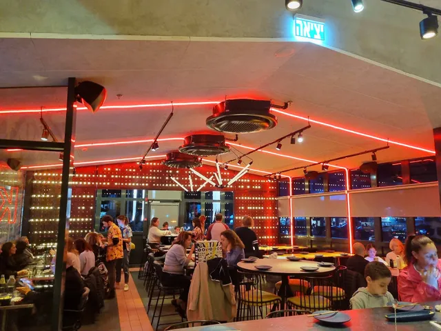 קינג קונג חיפה, מרכז חורב