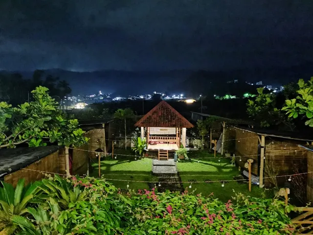 Bata Merah Guest House Batu