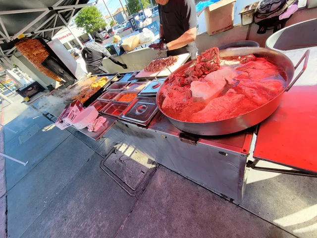 Tacos California (Tacos Los Poblanos)