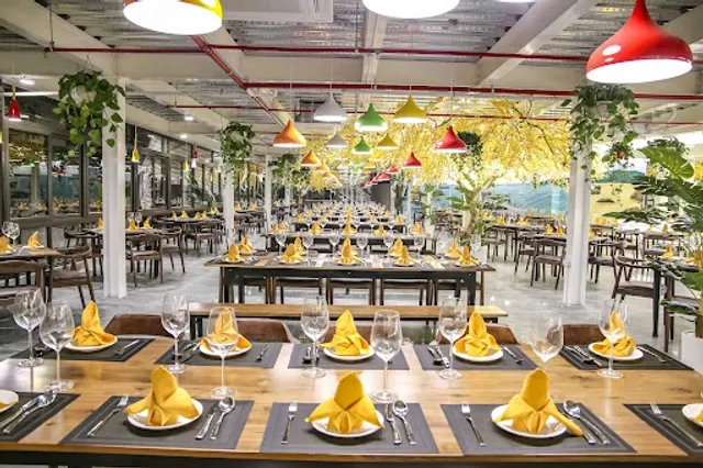 LẨU ĐỨC TRỌC 728 TRƯƠNG ĐỊNH