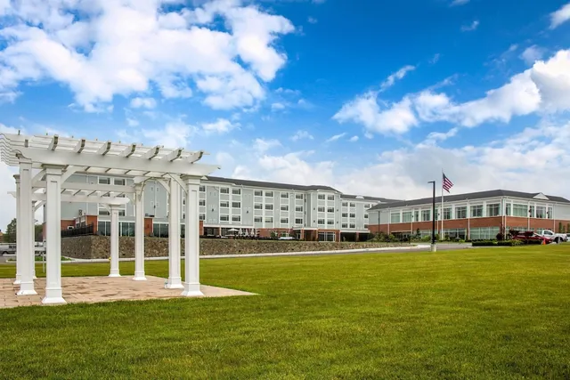 Wyndham Newport Hotel