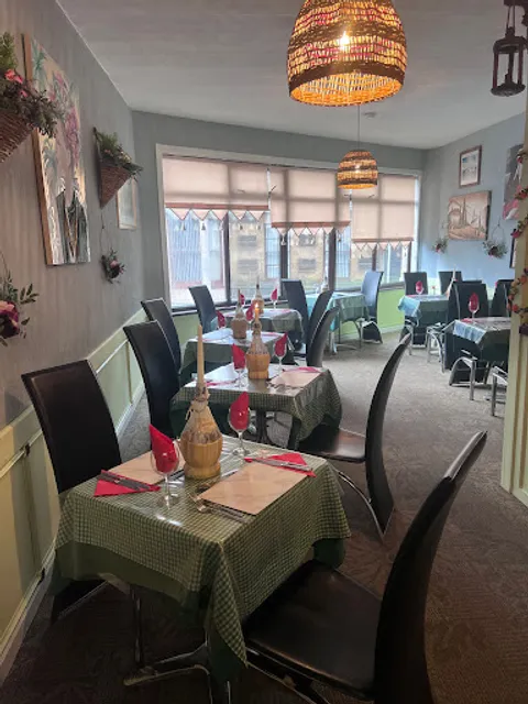 DeVitas Pizzeria & Cafe Bar