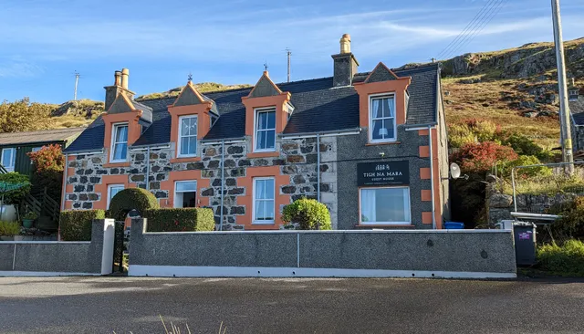 Tigh Na Mara