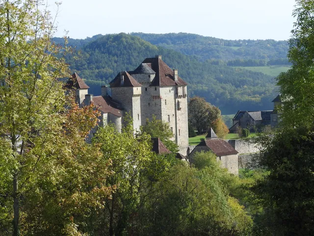 Lou Pe De Gril : Location 4 gites proche Brive la Gaillarde, Rocamadour en Corrèze Vallée de la Dordogne