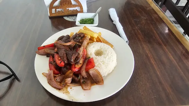 "Los Pinos Restaurant"