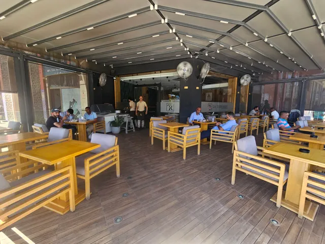 La Terrasse Café & Restaurant