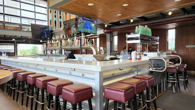 Short or Tall Eatery & Drink Hall