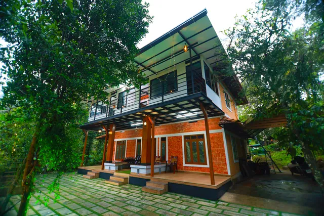 BUDDHA MAYURI HOMESTAY