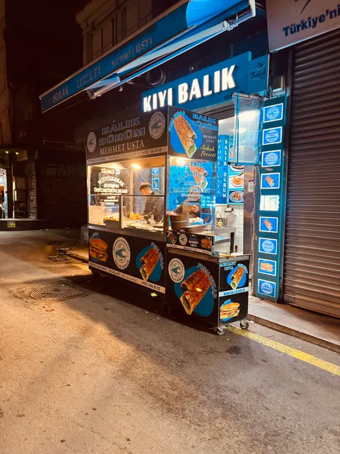 Kiyi Balik Karakoy