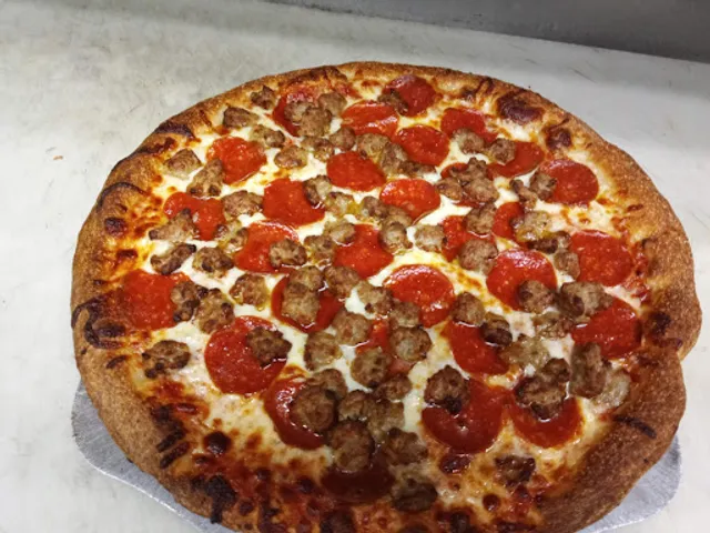 Geppetto's Pizza & Ribs (Middleburg Hts. Ohio)