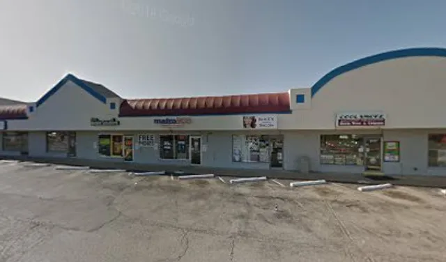 Snack House & Gift Shop