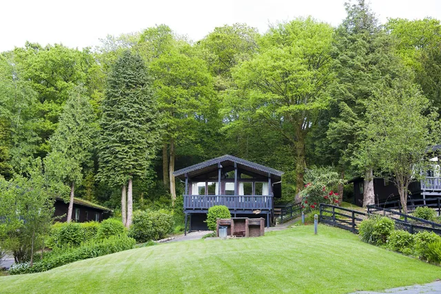 Brockwood Hall Cabins