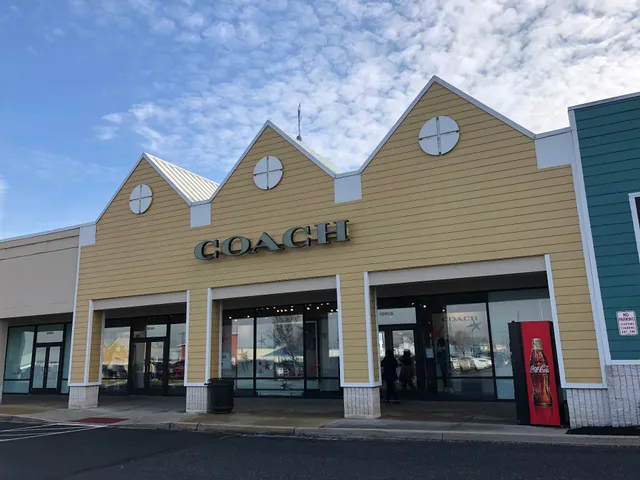COACH Outlet
