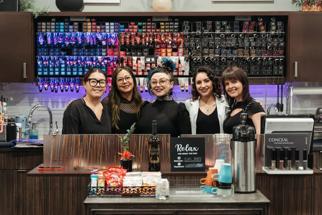 Karen Allen Salon & Spa - Riverside Plaza