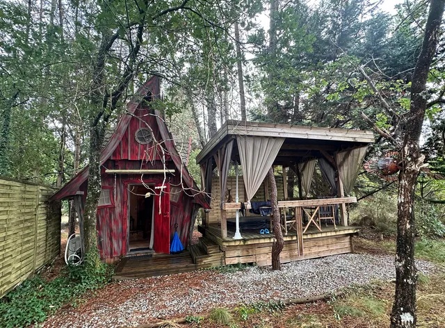 Cabanes Insolites/ Landes/ Spa privatif
