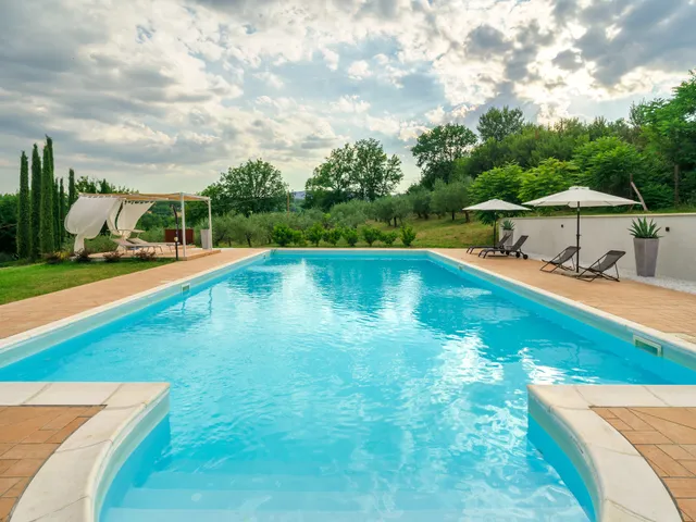 Appartamenti con Piscina - Spoleto