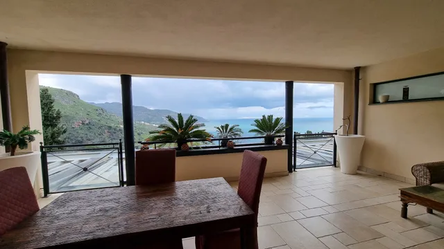 Lux & Elite by Taormina Holidays