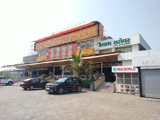 Kailash Sarovar Restaurant