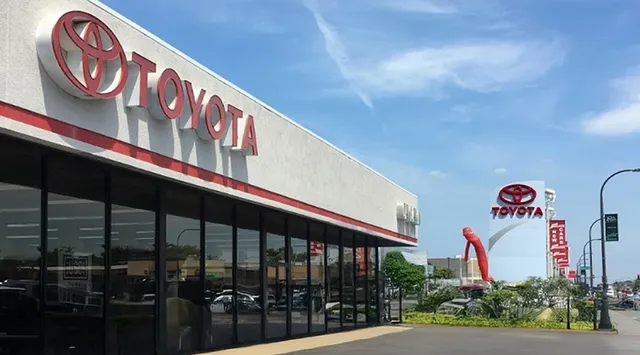 Oak Lawn Toyota