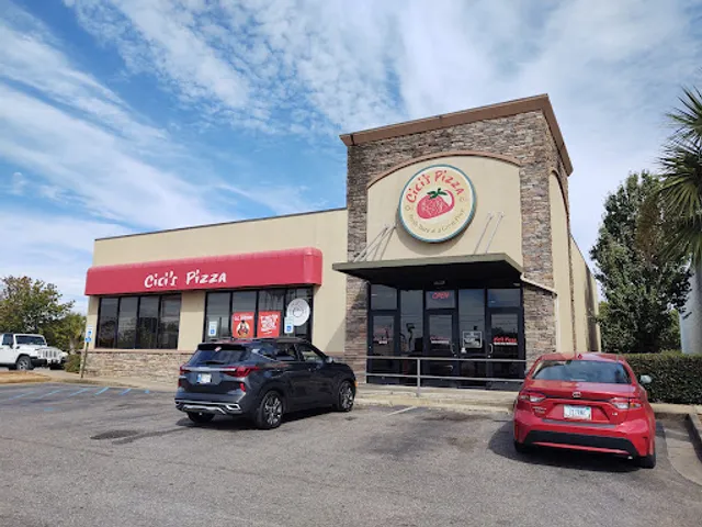 Cicis Pizza