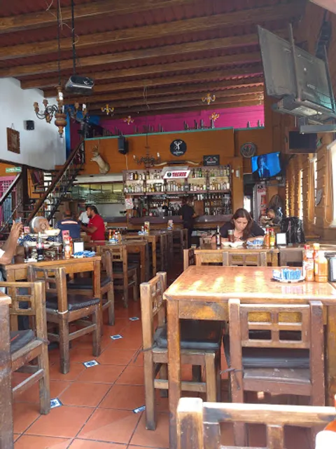 Merendero Los Adobes