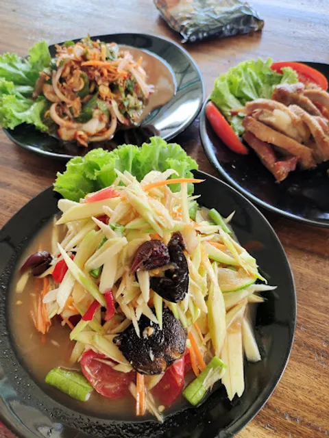 ร้านส้มตำ ตาต้า ราชบุรี พงสวาย