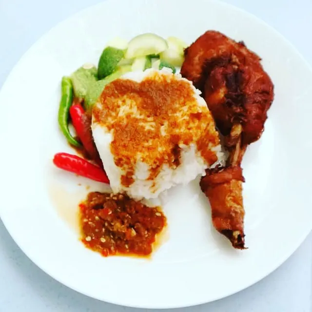 Pak Din Nasi Kukus