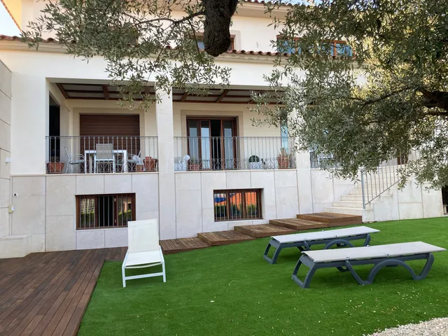 Sis Pobles Bed & Breakfast