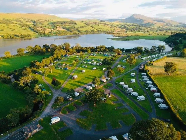 Glanllyn Caravan & Camping Park