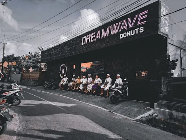 Dreamwave Donuts