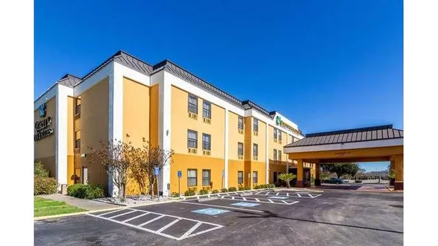 Quality Inn Texas City I-45