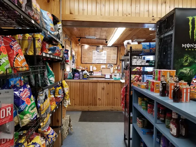 Shelly's Hometown Market