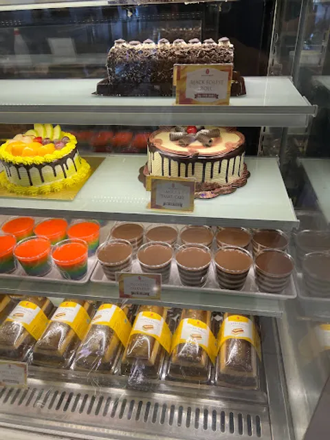 Holland Bakery Wiyung