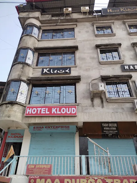 Kloud Restaurant and Lounge