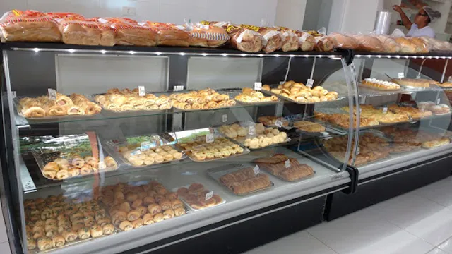 Panificadora e Confeitaria La D’ Lima