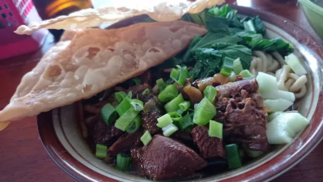 Bejo Mie Ayam & Soto Lamongan