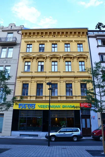 Vladislav City Centre Apartments