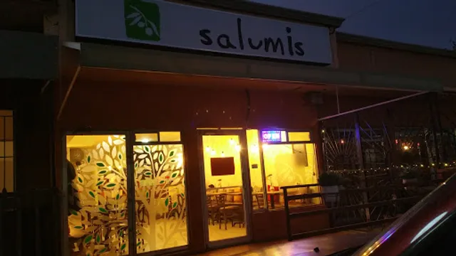 Salumis