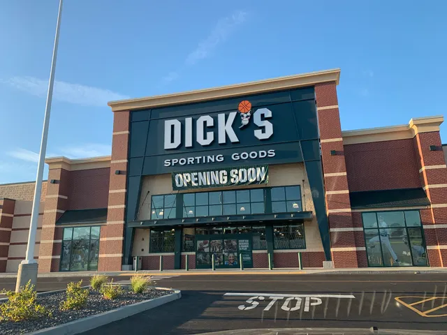 DICK'S Sporting Goods