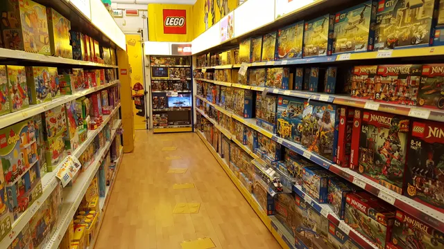 Toys Center